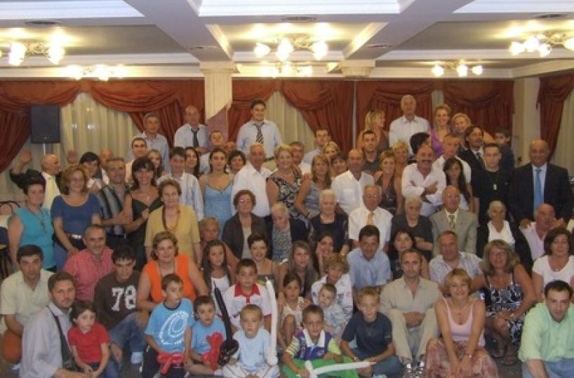 Da ogni angolo del mondo a Ruoti di Potenza: la carica dei 90 Carlucci 