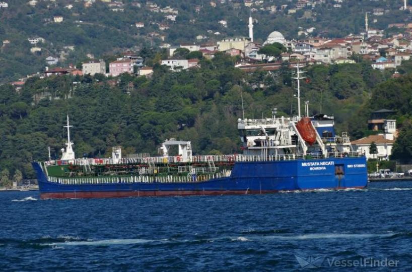 Attesa martedì in Puglia nave con olio di girasole: approderà a Monopoli
