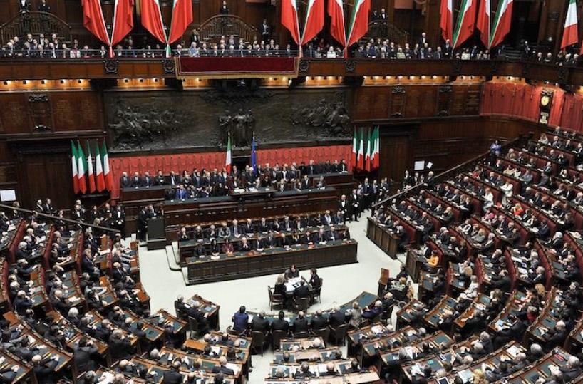 Diritti elettorali dimezzati, da trent’anni al voto senza scegliere i candidati