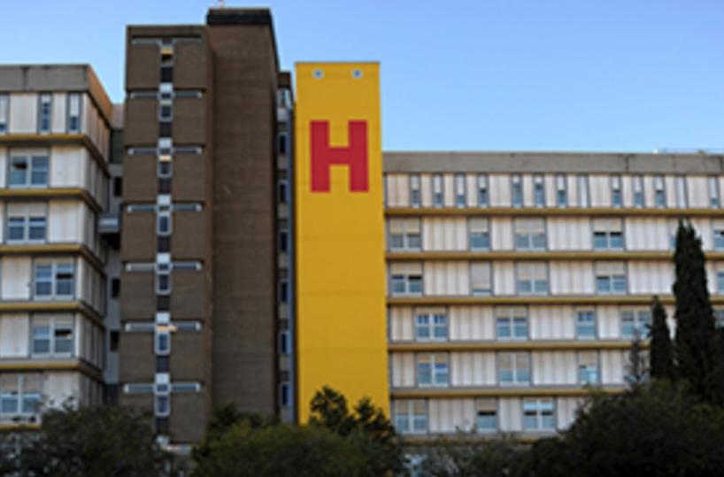 Bari, arrestato dopo aver sferrato un pugno ad un'infermiera del pronto soccorso dell'ospedale San Paolo