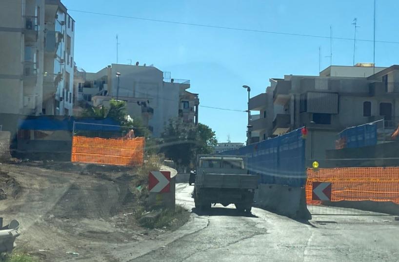 Andria, interramento ferrovia: lavori a rilento e traffico ko