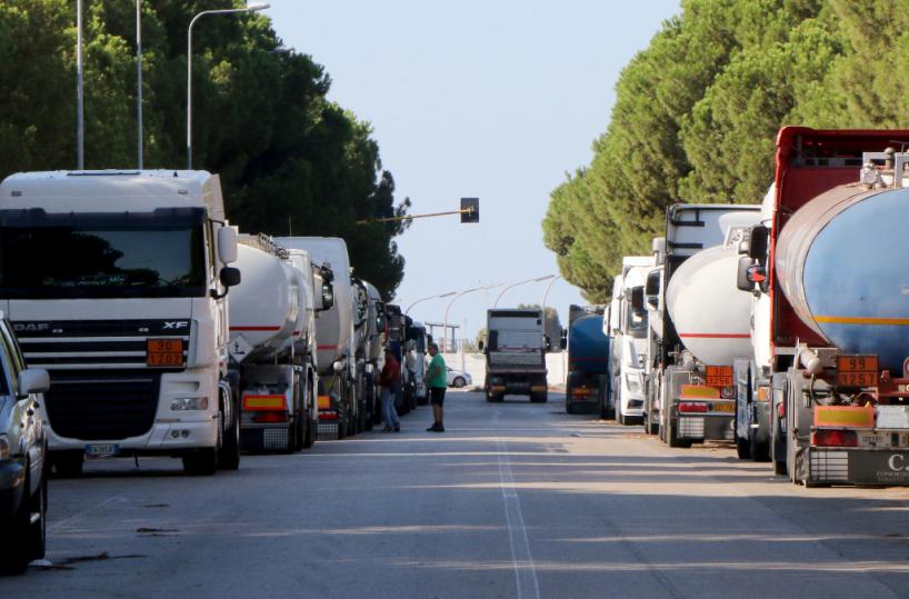 Dopo la protesta all'Eni di Taranto, Casartigiani: affidamento tir sia diretto