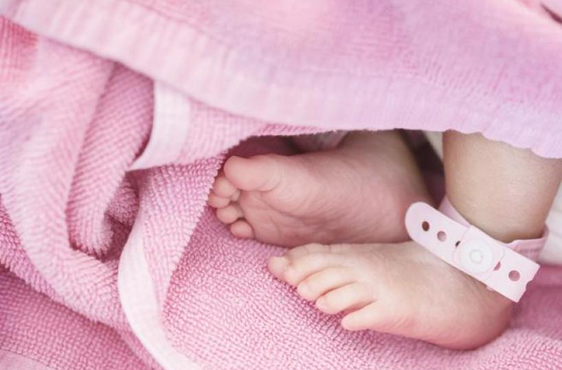 Anche dopo la separazione la bimba continuerà ad avere due mamme: la sentenza a Bari