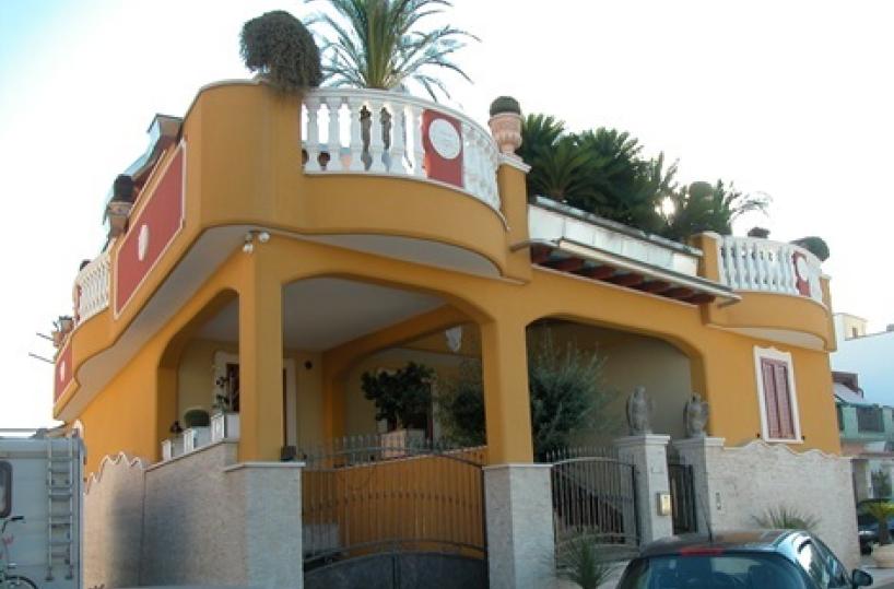 Andria, confiscati beni per 1mln e mezzo a 51enne detenuto, anche una villa di lusso, terreni, auto e moto