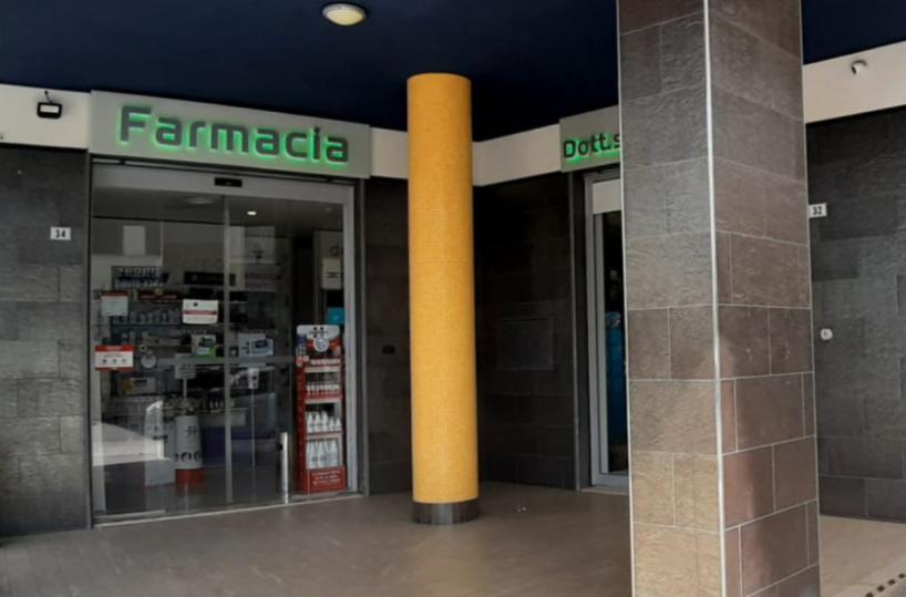 «Siamo perseguitati dal rapinatore»: lo sfogo della farmacista di Barletta dopo il terzo colpo in 2 mesi