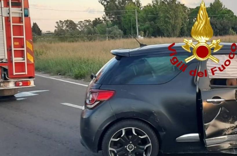 Pericoloso scontro stradale sulla Veglie-Novoli: quattro feriti