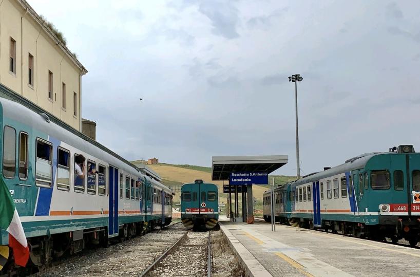 Torna  a Rocchetta la «littorina» da Lacedonia