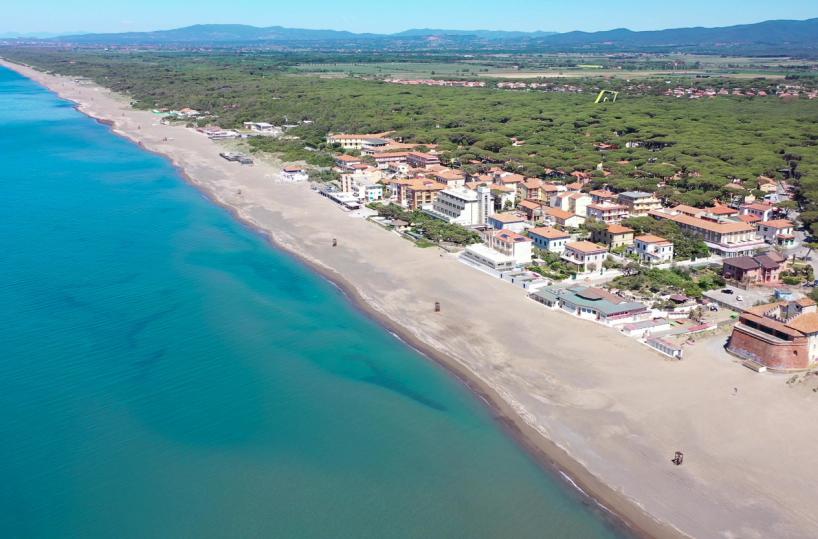 La terra che si tuffa nel mare tanto cara a Giosuè Carducci