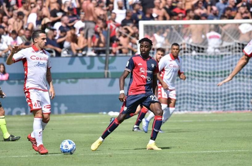 Cagliari-Bari: 0-1, i biancorossi colpiscono ancora