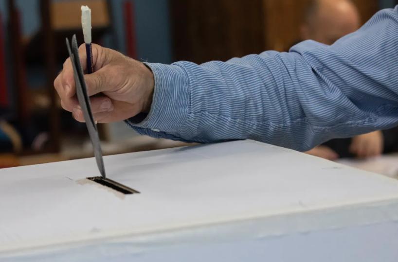 Delusi, stanchi, demotivati, ma il 25 settembre non disertiamo le urne