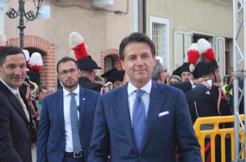 Nel paese di Conte, il Movimento 5 Stelle supera l'85%