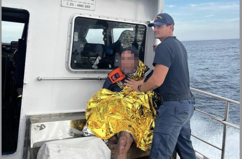 Lecce, si tuffa in mare ma non riesce a tornare a riva: salvato dopo due ore di ricerche