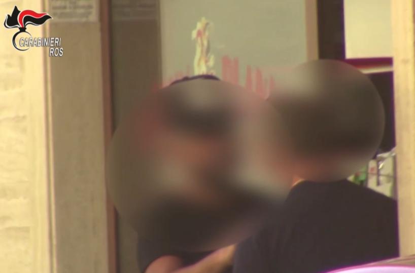 San Giorgio Jonico, 15 agenti per droga: coinvolti anche due poliziotti e un ex maresciallo cc