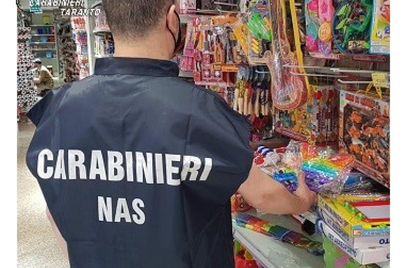 Controlli Nas Taranto: carenze igieniche in due cantine, chiuse; sequestrati giocattoli e oggetti