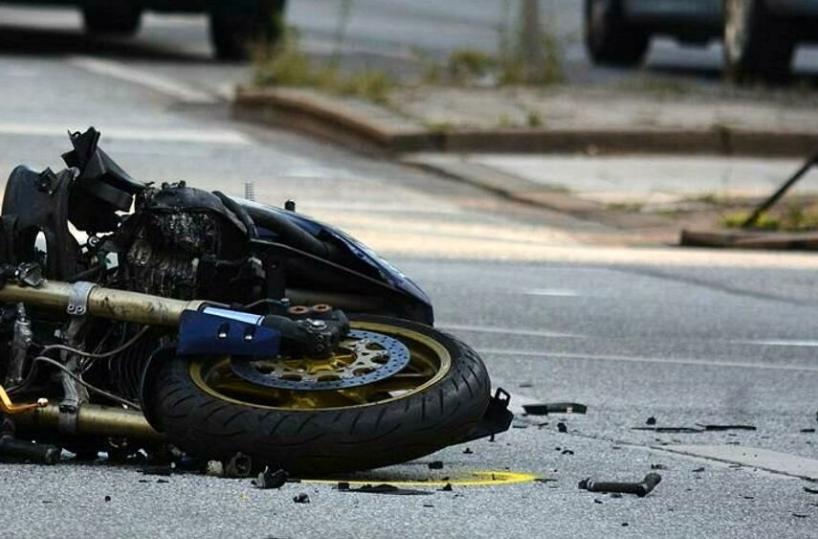 Conversano, moto si schianta contro ulivo: muore ragazzo di 16 anni