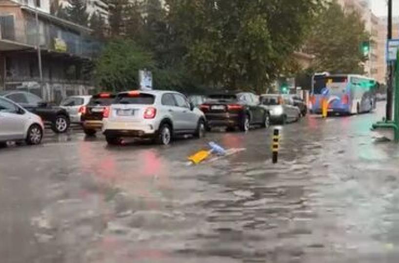 Temporali in Puglia: Taranto si allaga, chiuso un sottopasso