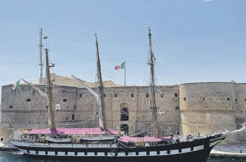 nave palinuro
