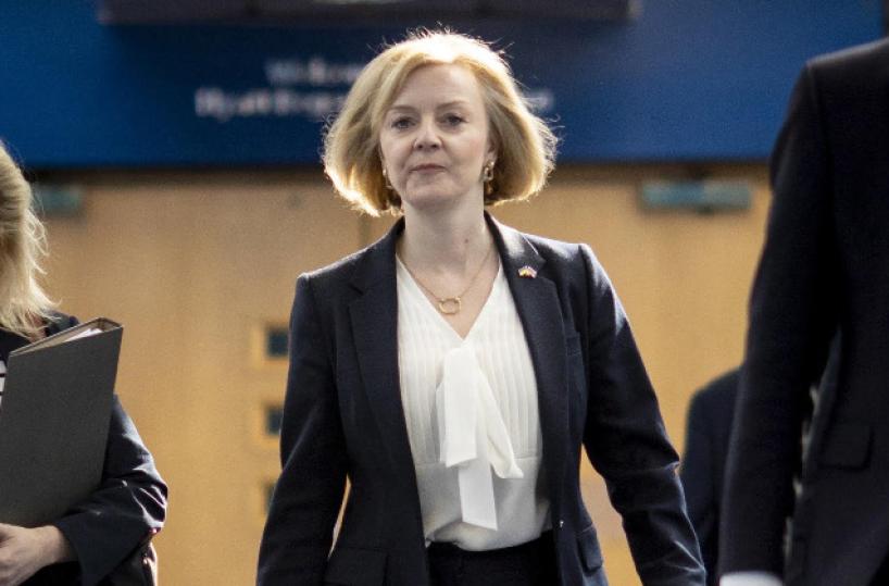 Gran Bretagna, Liz Truss annuncia le dimissioni