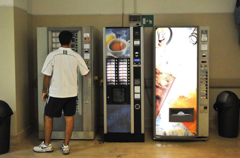 I distributori automatici e la catena della solidarietà