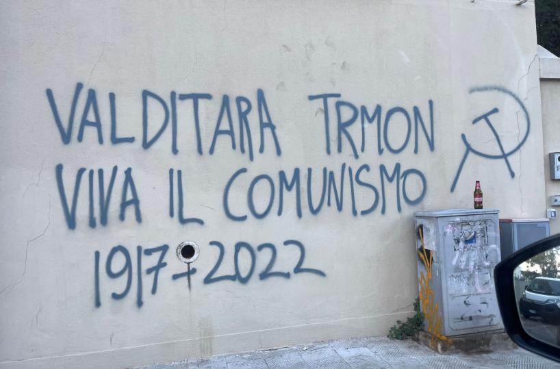 Bari, scritte offensive contro Ministro Valditara. Romito: «Rimuoverle immediatamente»