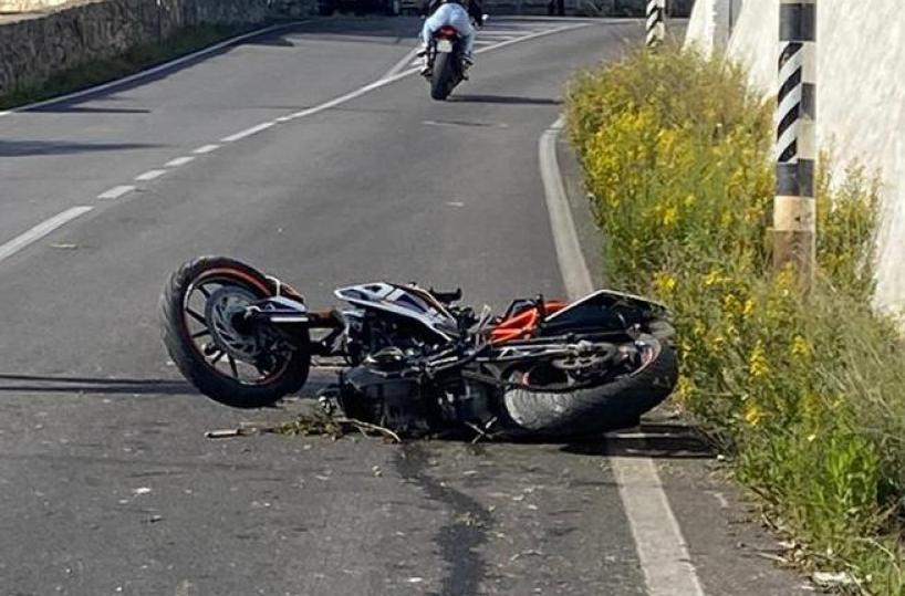 Ostuni, moto contro un muro: 16enne muore dopo un mese di agonia