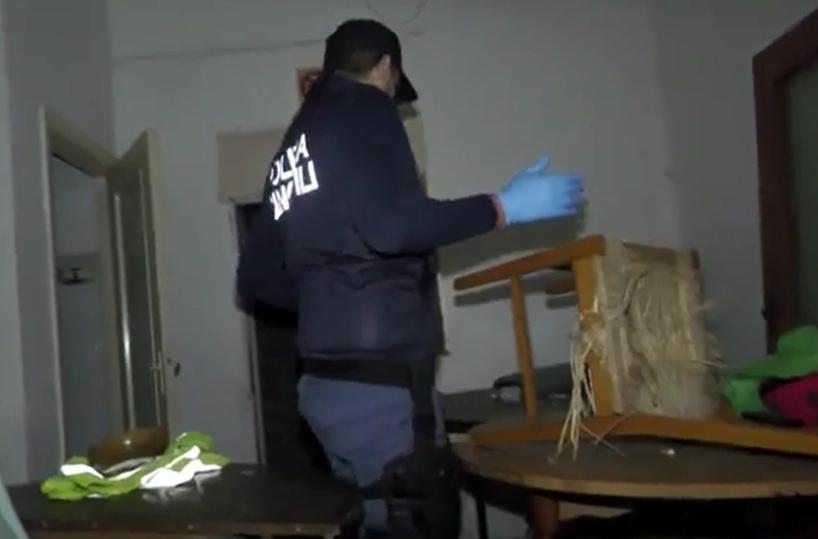 Market dell'hashish a Taranto: 6 arresti e altri due indagati