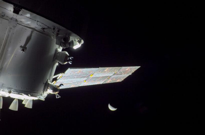 Artemis 1, la capsula Orion in orbita a 80.500 chilometri dalla Luna