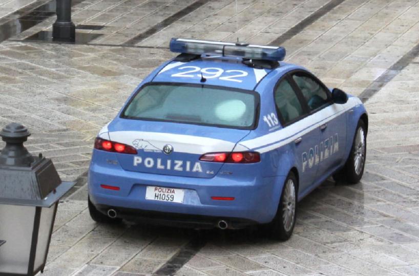 Bari, 18enne arrestato nel quartiere Carrassi per spaccio di droga