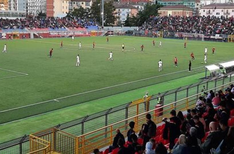 Calcio: morto Zafarone, il Potenza giocherà con il lutto al braccio