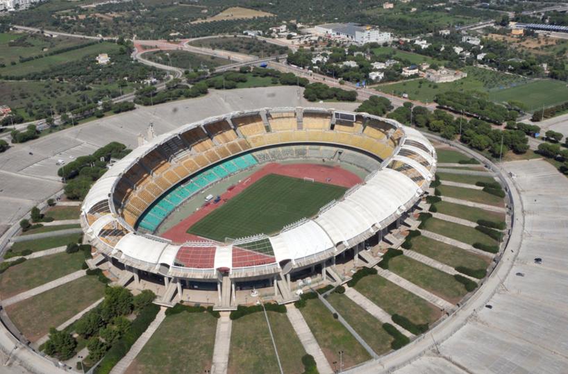 Bari, al via a dicembre la copertura sui «petali» dello stadio San Nicola