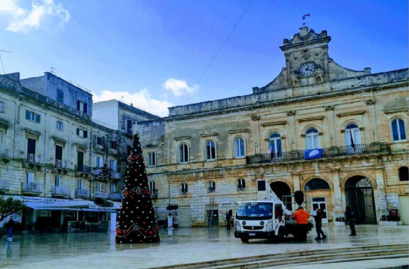 Ostuni luminarie