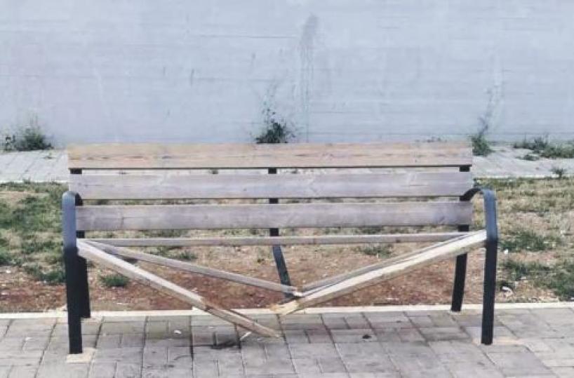 Trani, vandali nel parco delle Tufare