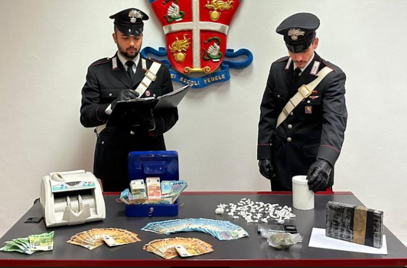 Barletta, scoperta «casa della droga» in zona 167, arrestato 31enne, custodiva oltre 1kg di cocaina