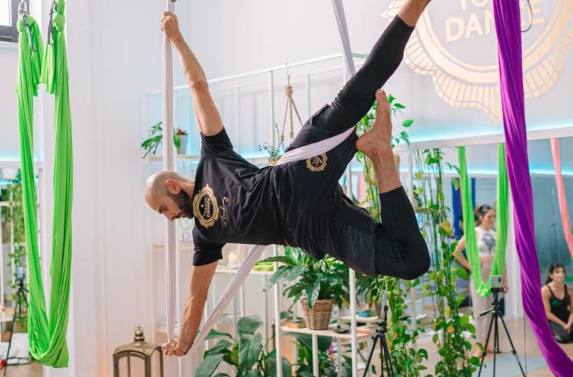 Flying yoga dance: da Lecce alla conquista dell'Italia 