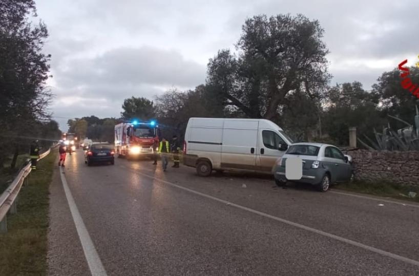 Ducato contro 500 sulla Ceglie-Francavilla: due feriti in ospedale