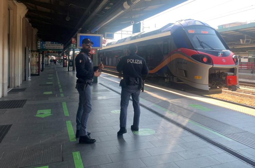 Puglia, Basilicata e Molise: 215mila controlli nel 2022 su treni e stazioni, il bilancio Polfer