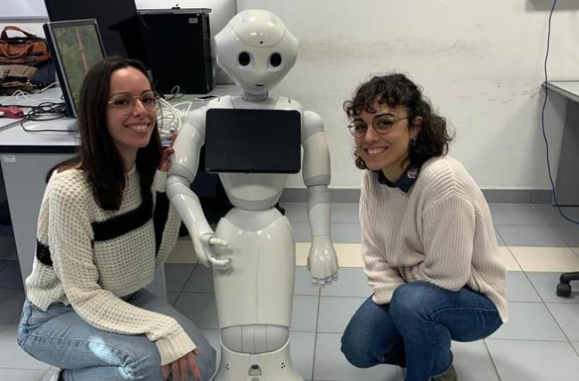 A Lecce i medici diventano musicisti per donare il robot «Pepper» al Polo Pediatrico