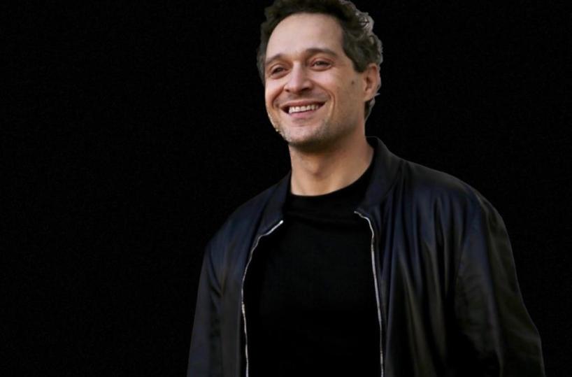 «Le canzoni dell'amore», Claudio Santamaria in concerto con l'Orchestra della Magna Grecia