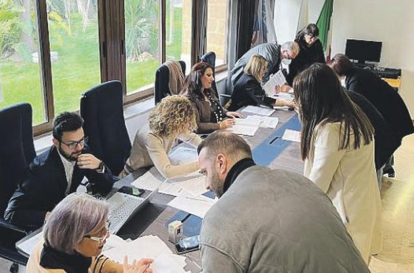 Brindisi, la Asl stabilizza 140 precari in due giorni