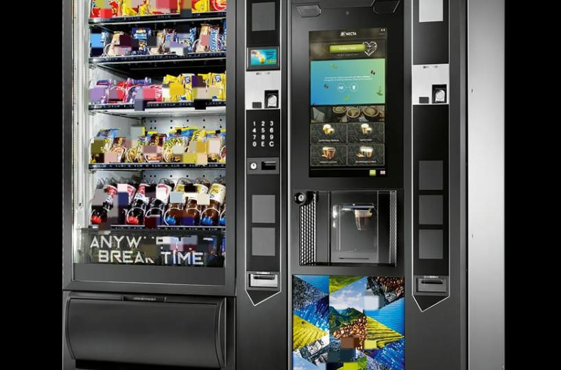 Bari, sanzioni per 16.923 euro alle apparecchiature automatizzate per la vendita h24 di alimenti, bevande e "sex toys"