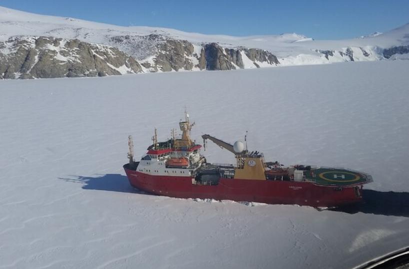 Sulla nave rompighiaccio dei record ci sono due marittimi pugliesi 