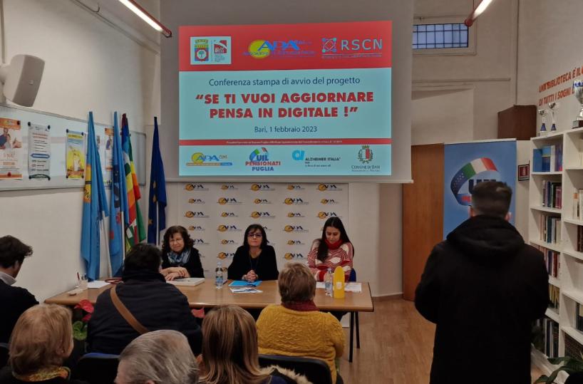 La tecnologia non avrà più segreti, a Bari un corso per anziani 