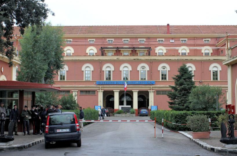 Tangenti in Marina a Taranto, due condanne e 5 assoluzioni
