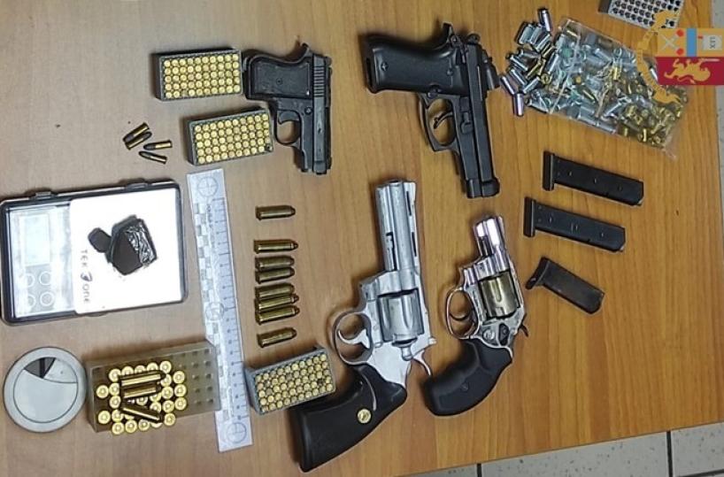 Taranto, nascondeva armi e munizioni in casa, arrestato un 44enne 