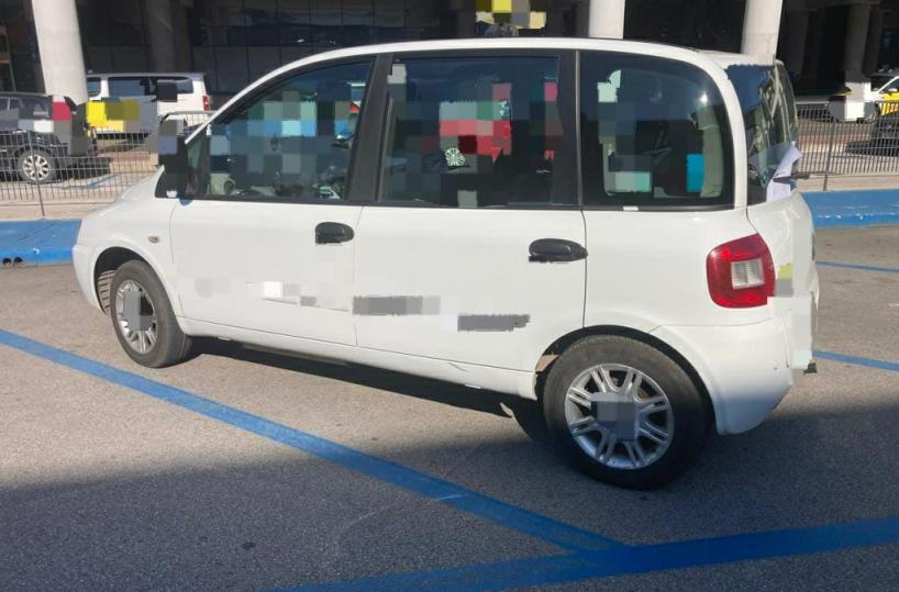 Bari, doveva trasportare un passeggero in Capitanata: scoperto taxi abusivo 