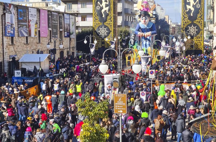 carnevale  Un’immagine della sfilata a Putignano