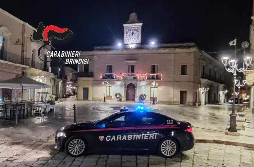 Controlli dopo le intimidazioni contro un negozio, arrestato un ventenne a San Pietro Vernotico