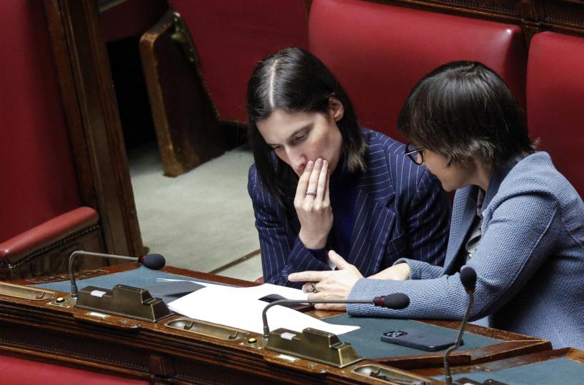 Schlein come il «Che»: viva la pasionaria Pd che porta aria fresca