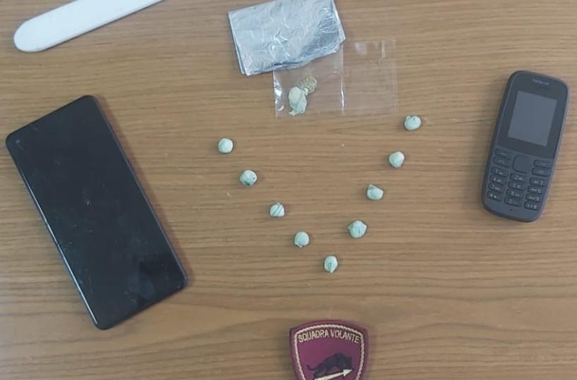 Sorpreso con 10 involucri di cocaina: arrestato a Potenza