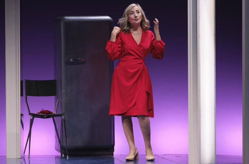 La barese Lunetta Savino a teatro con «La madre» di Florian Zeller